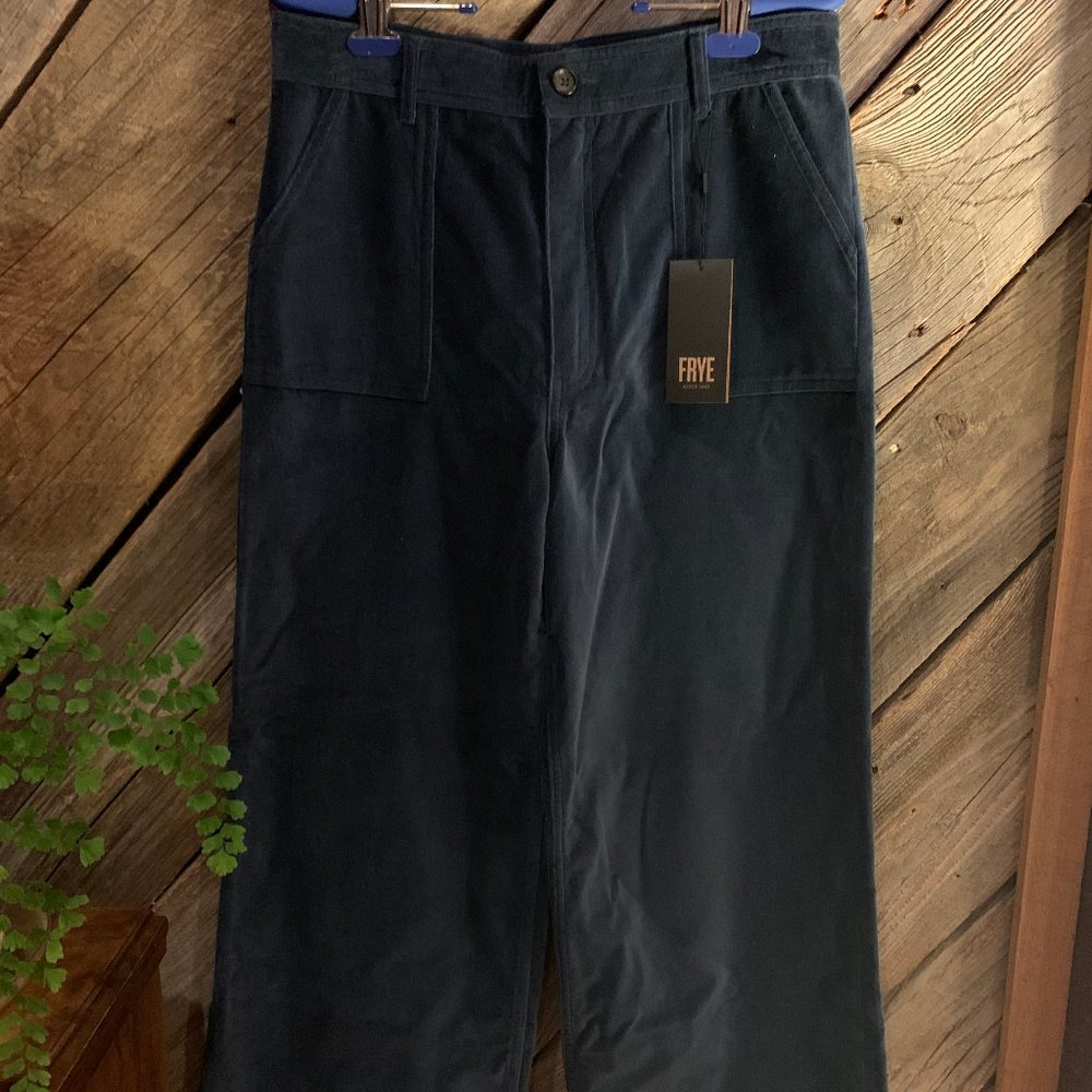 FRYE Wide Legged Dark Blue Velvet Pants Size 29